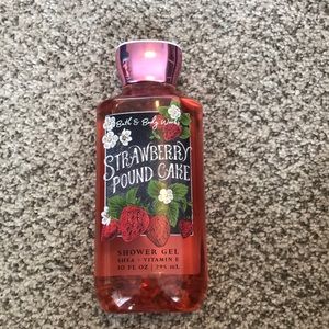 Bath and Body Work *Discontinued* Strawberry Pound Cake Shower Gel